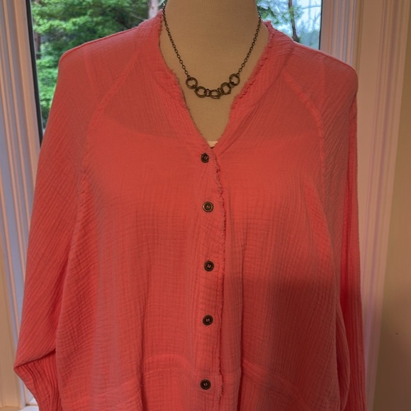 Spencer-Ella Ponk Gauze Button Down Blouse/Cover-ip, Medium, Like New - Picture 2 of 8